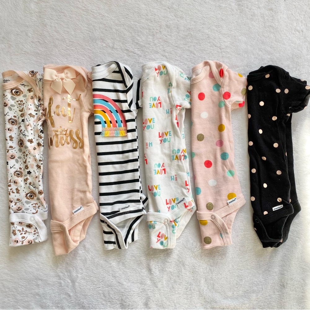 Gerber Bodysuits 6 Pack